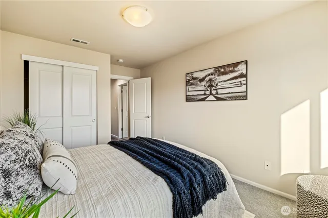 $589,950 | 26168 21st Place South, Des Moines, WA 98198