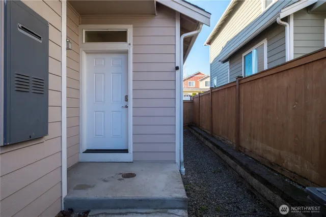 $589,950 | 26168 21st Place South, Des Moines, WA 98198