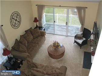 910 Rabbit Run Road Marlton, NJ 08053 - Photo 7 of 12 Living Room