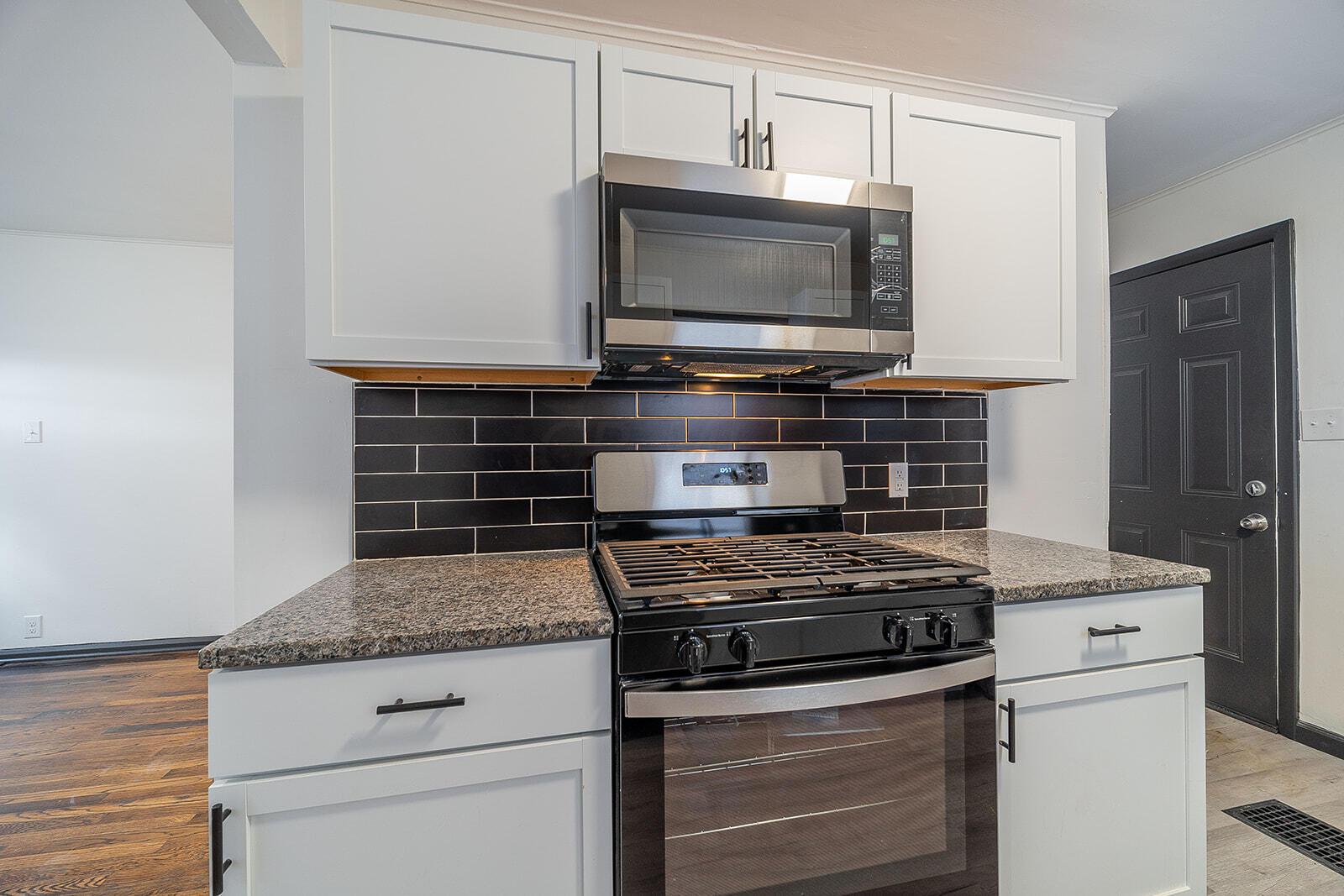 1202 East Weber Road Columbus, OH 43211 - Photo 13 of 50 1202 E Weber Rd-25