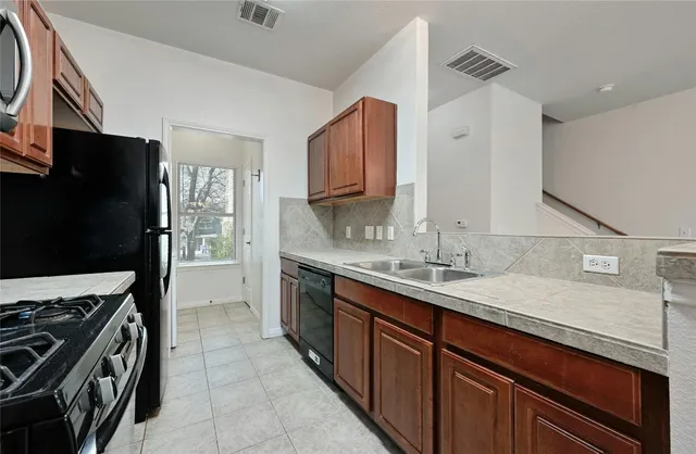 $1,795 | 1217 Delano Street, Unit B, Austin, TX 78721