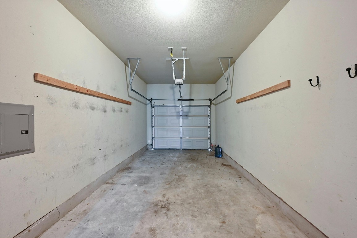 1217 Delano Street, Unit B Austin, TX 78721 - Photo 23 of 27