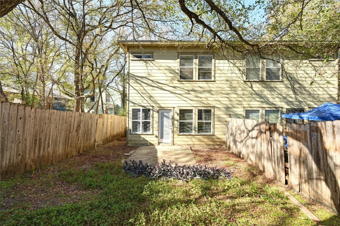 1217 Delano Street, Unit B Austin, TX 78721 - Photo 26 of 27