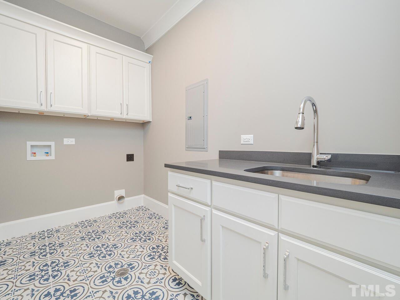 3305 Dell Drive Raleigh, NC 27609 - Photo 18 of 29 Gallery Image 18