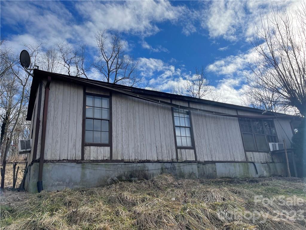 982 Fletcher Martin Road Alexander, NC 28701 - Photo 39 of 45 Gallery Image 39