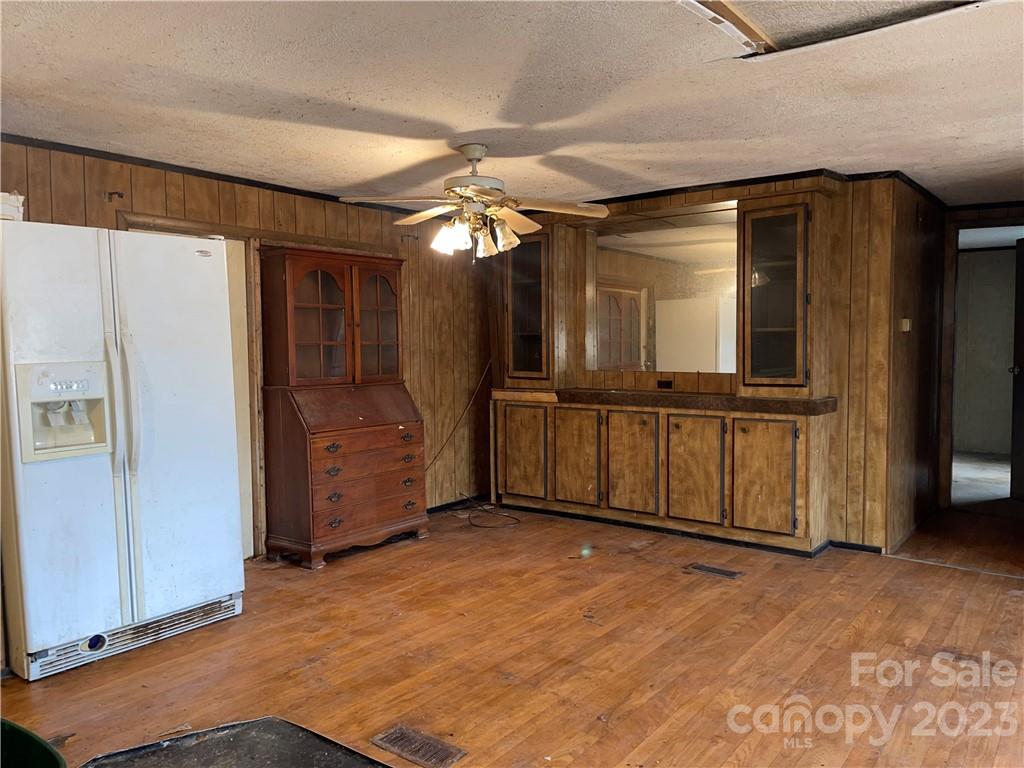 982 Fletcher Martin Road Alexander, NC 28701 - Photo 5 of 45 Gallery Image 5