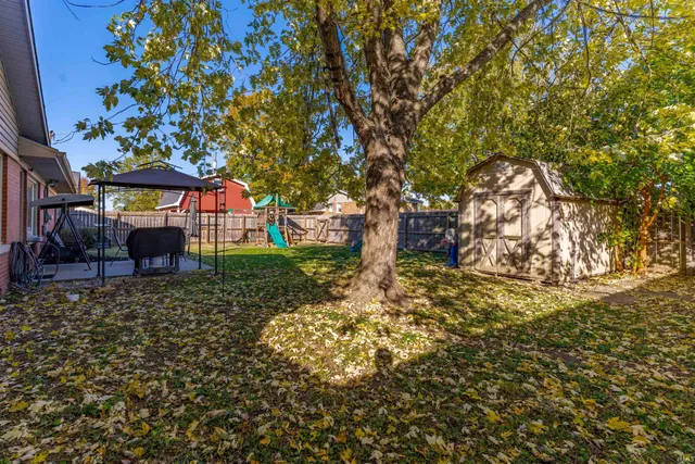 $220,000 | 1606 Robin Lane, Mount Vernon, IN 47620