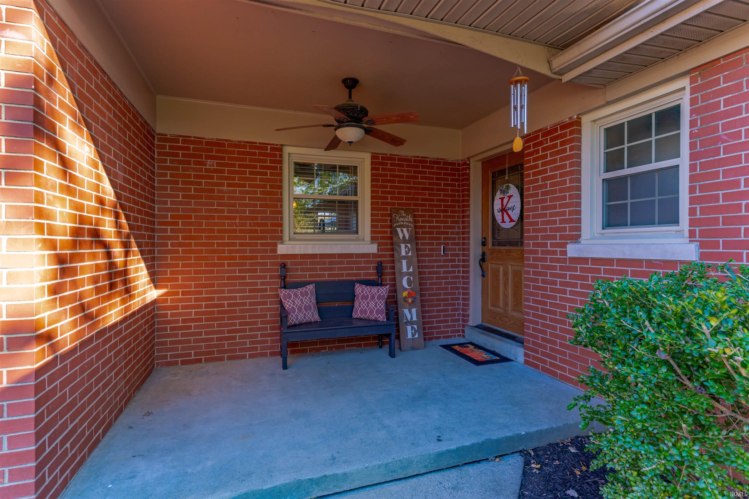 1606 Robin Lane Mount Vernon, IN 47620 - Photo 5 of 32