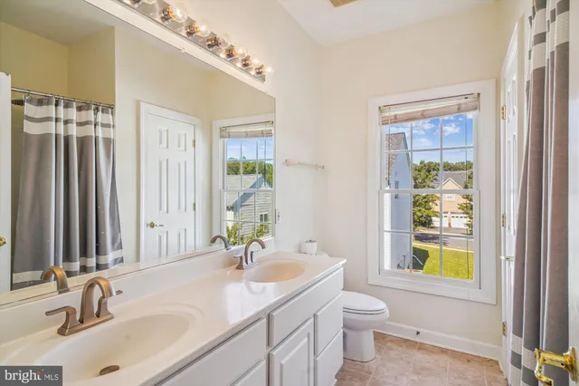 $888,000 | 21120 Hickory Forest Way, Germantown, MD 20876