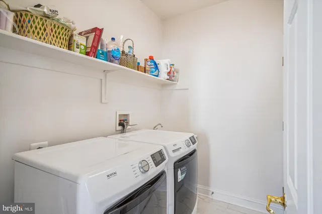 $888,000 | 21120 Hickory Forest Way, Germantown, MD 20876