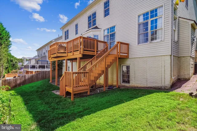 $888,000 | 21120 Hickory Forest Way, Germantown, MD 20876