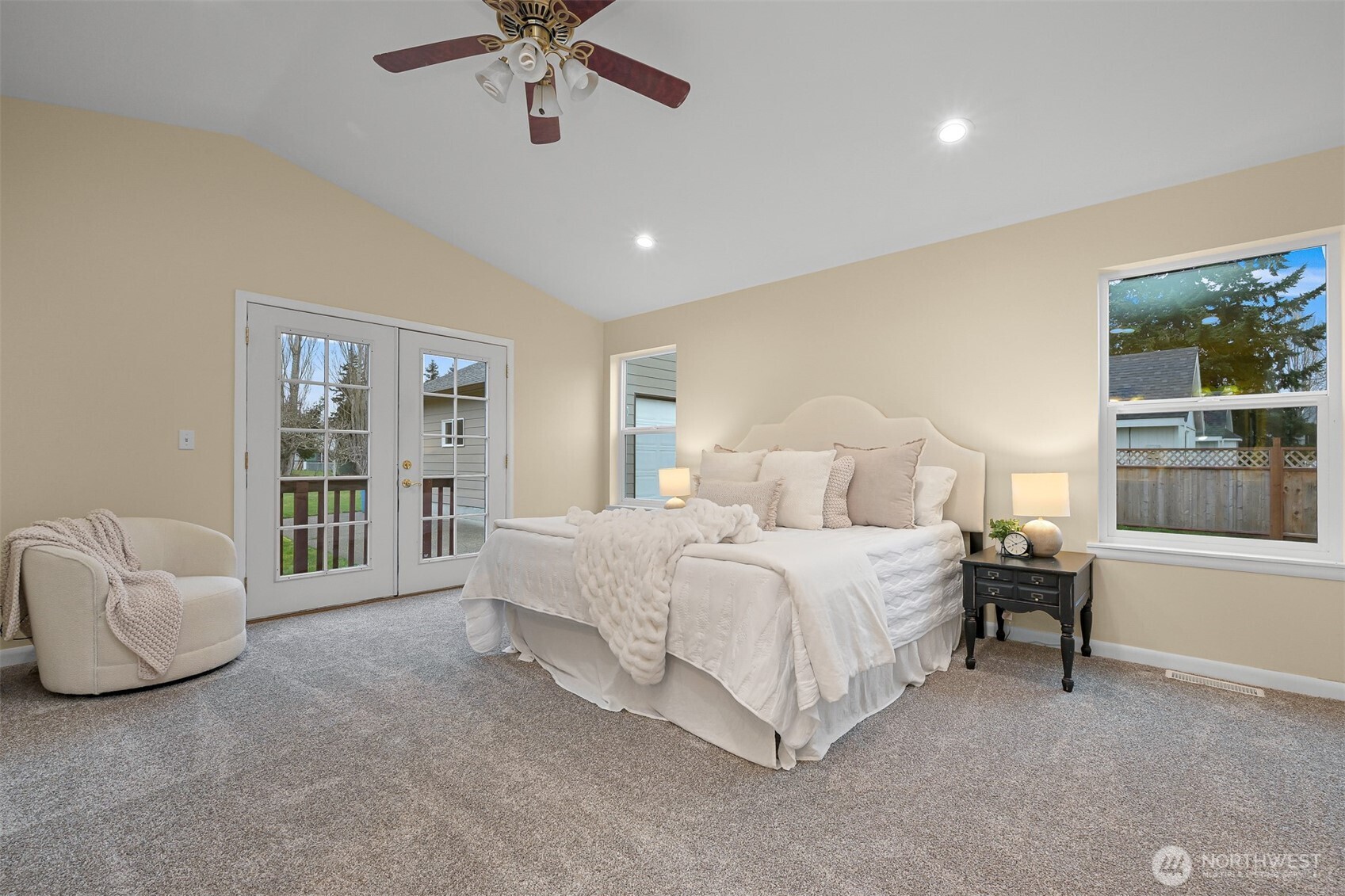 2949 Sunset Drive Bellingham, WA 98225 - Photo 12 of 30