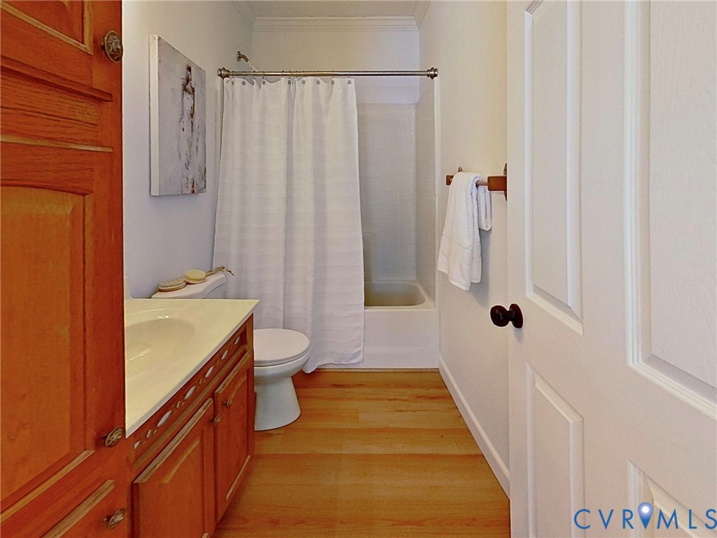 275 Reams Road Petersburg, VA 23805 - Photo 19 of 50 Hall Bathroom