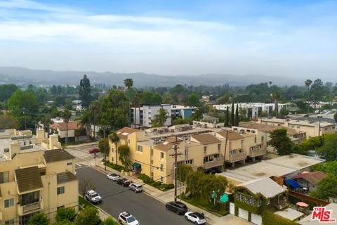 $639,000 | 4807 Beck Avenue, Unit 16, North Hollywood, CA 91601