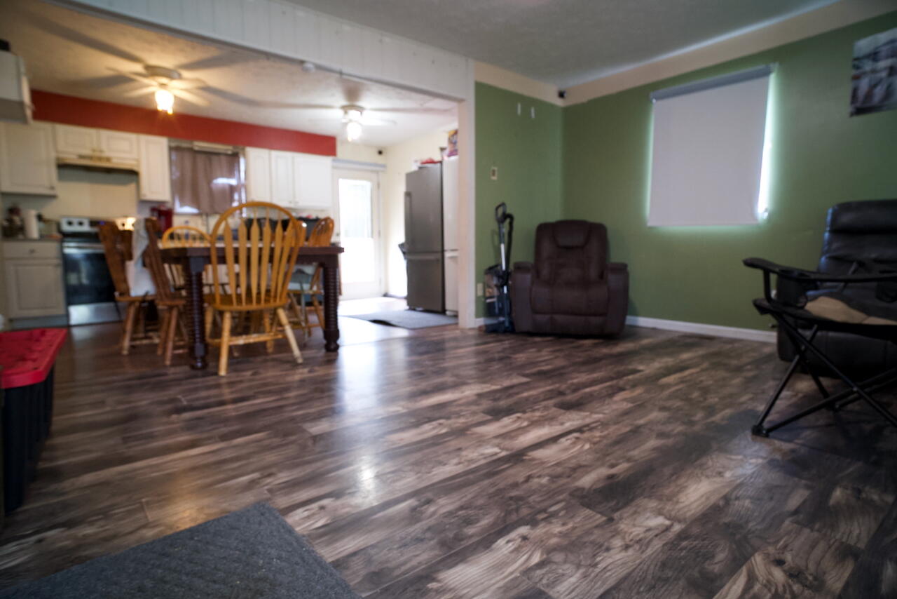 25 South Spring Street Morehead, KY 40351 - Photo 4 of 12 DSC00865