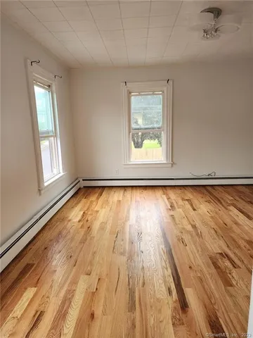 $2,950 | 53 Cliff Street, Shelton, CT 06484