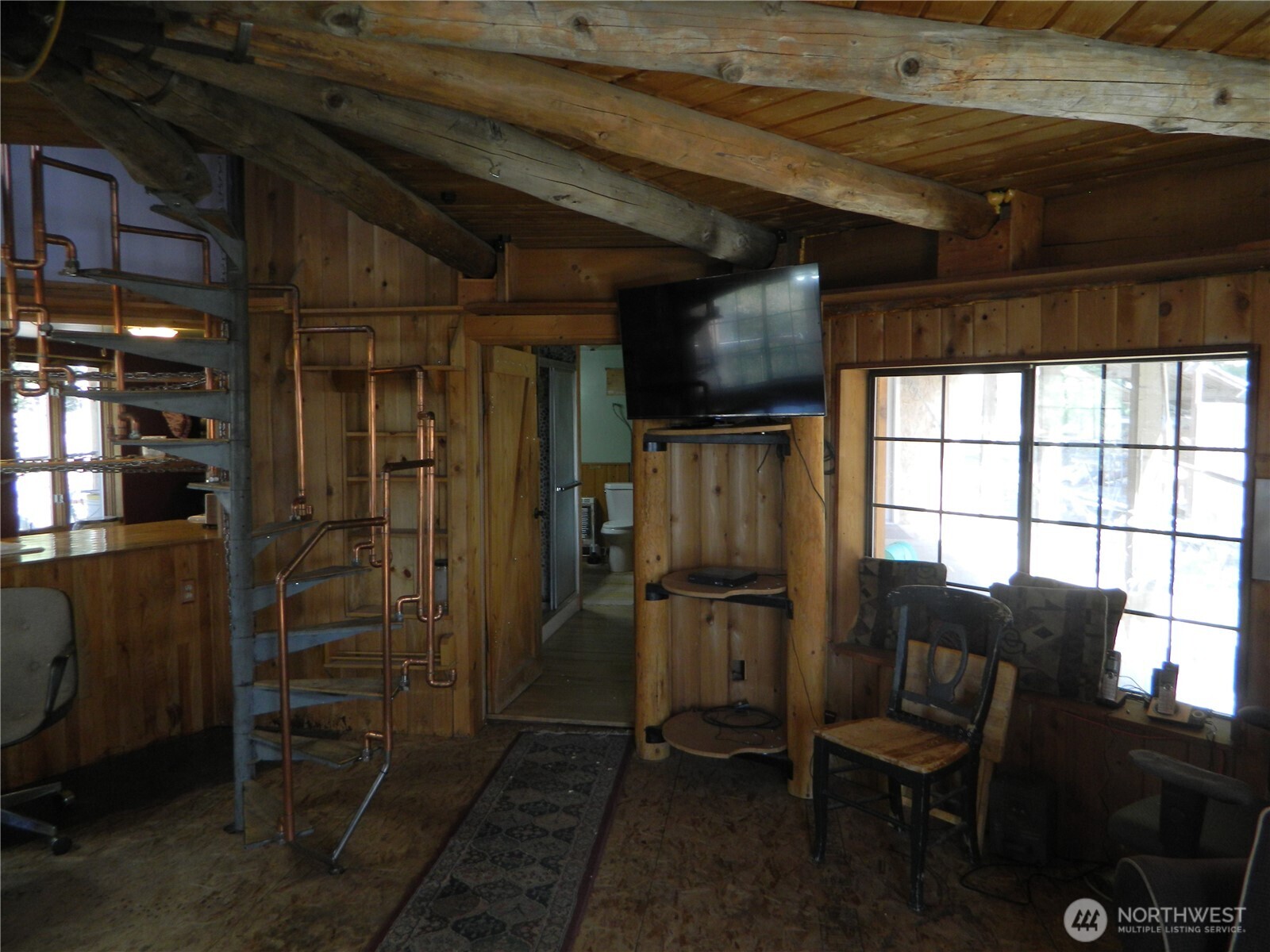 0 High Country Drive West Tonasket, WA 98855 - Photo 15 of 37 an empty room with wooden floor and windows