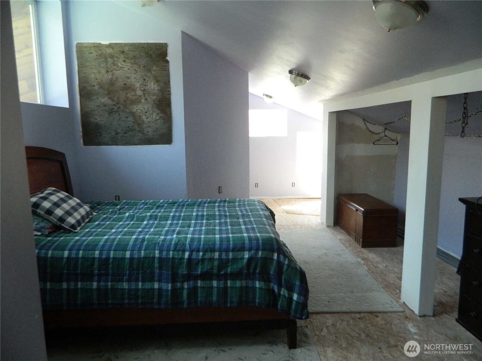 0 High Country Drive West Tonasket, WA 98855 - Photo 21 of 37 a bedroom with a bed and a couch