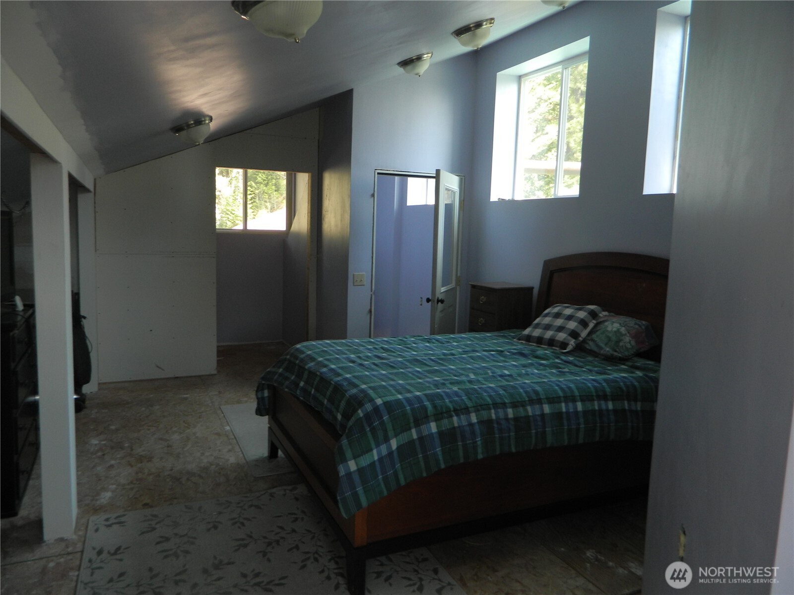 0 High Country Drive West Tonasket, WA 98855 - Photo 22 of 37 a bedroom with a bed and window