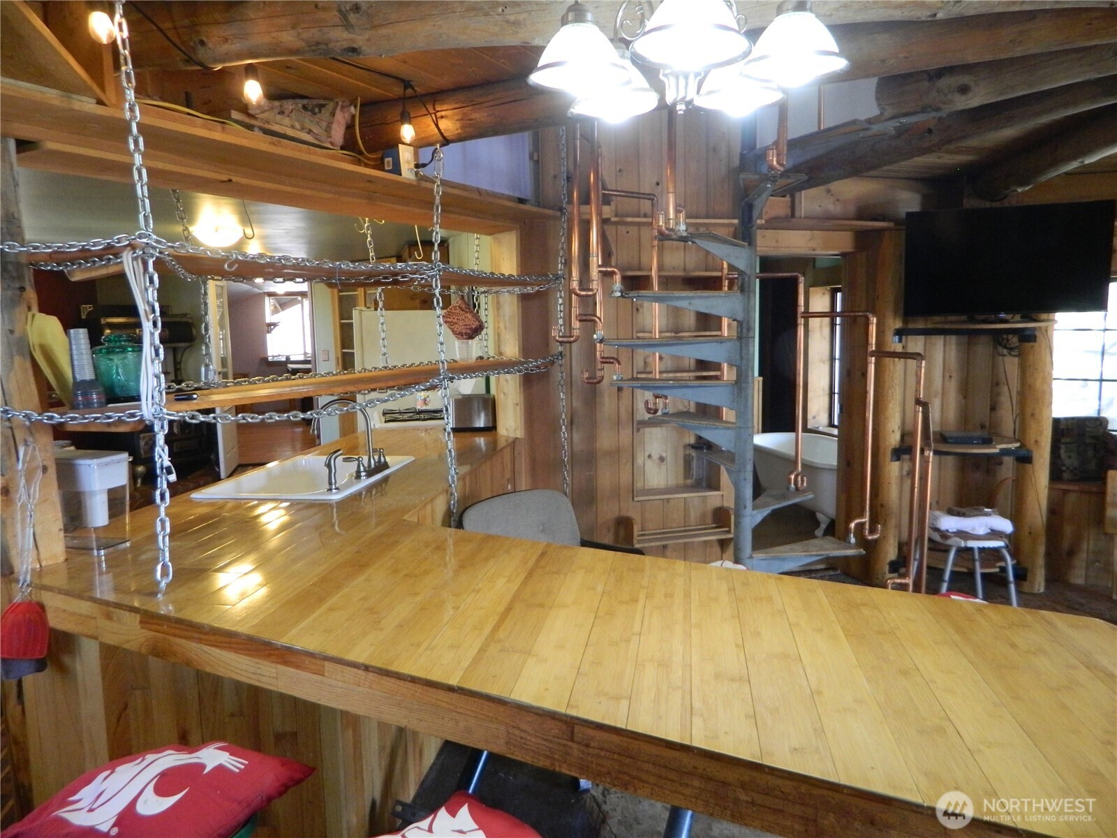 0 High Country Drive West Tonasket, WA 98855 - Photo 25 of 37 a view of a room with gym equipment