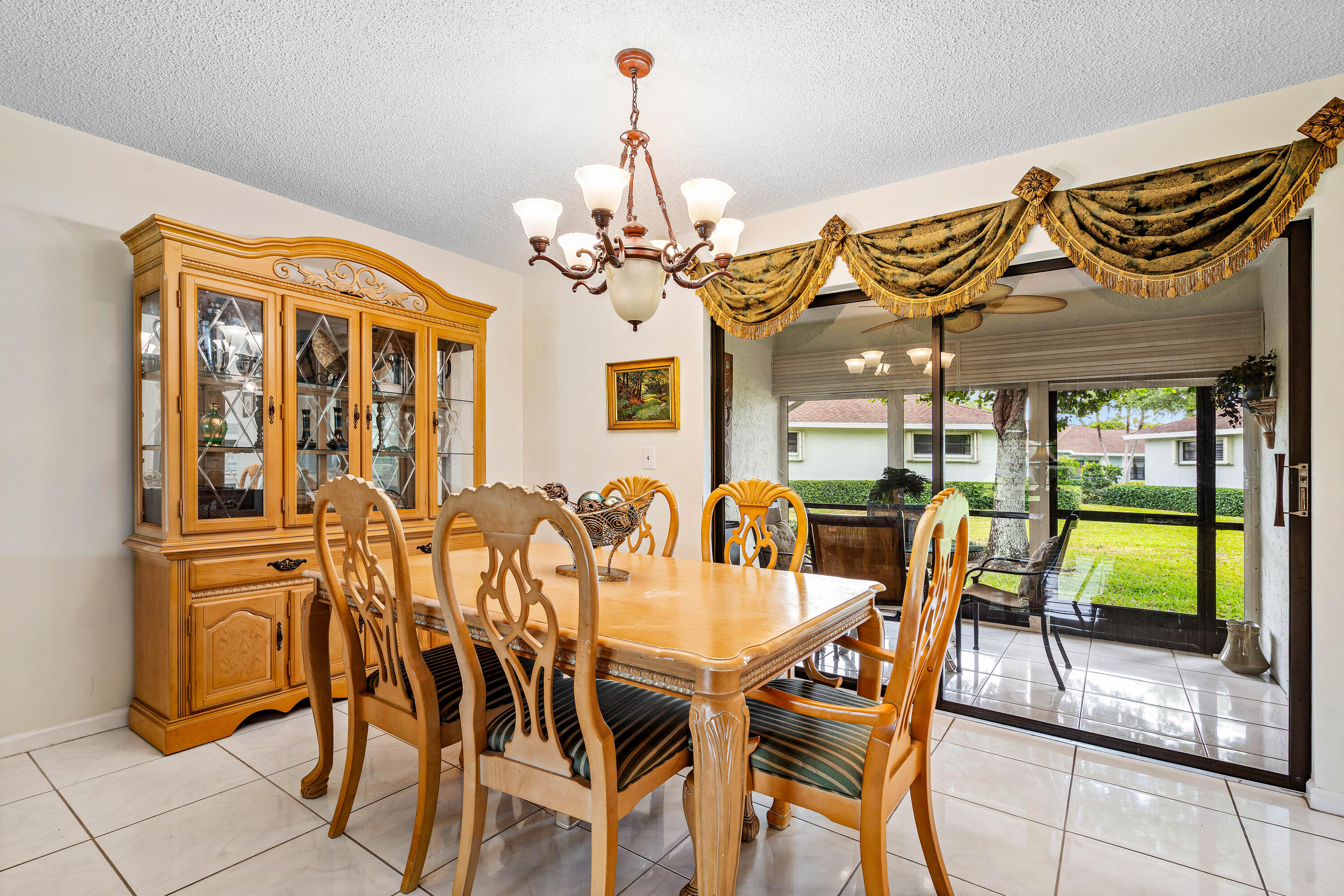 4350 Pear Tree Circle, Unit A Boynton Beach, FL 33436 - Photo 7 of 30 Dining Room