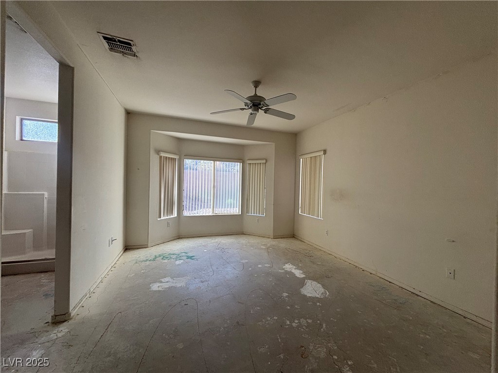 533 Kings Links Street Henderson, NV 89012 - Photo 6 of 15