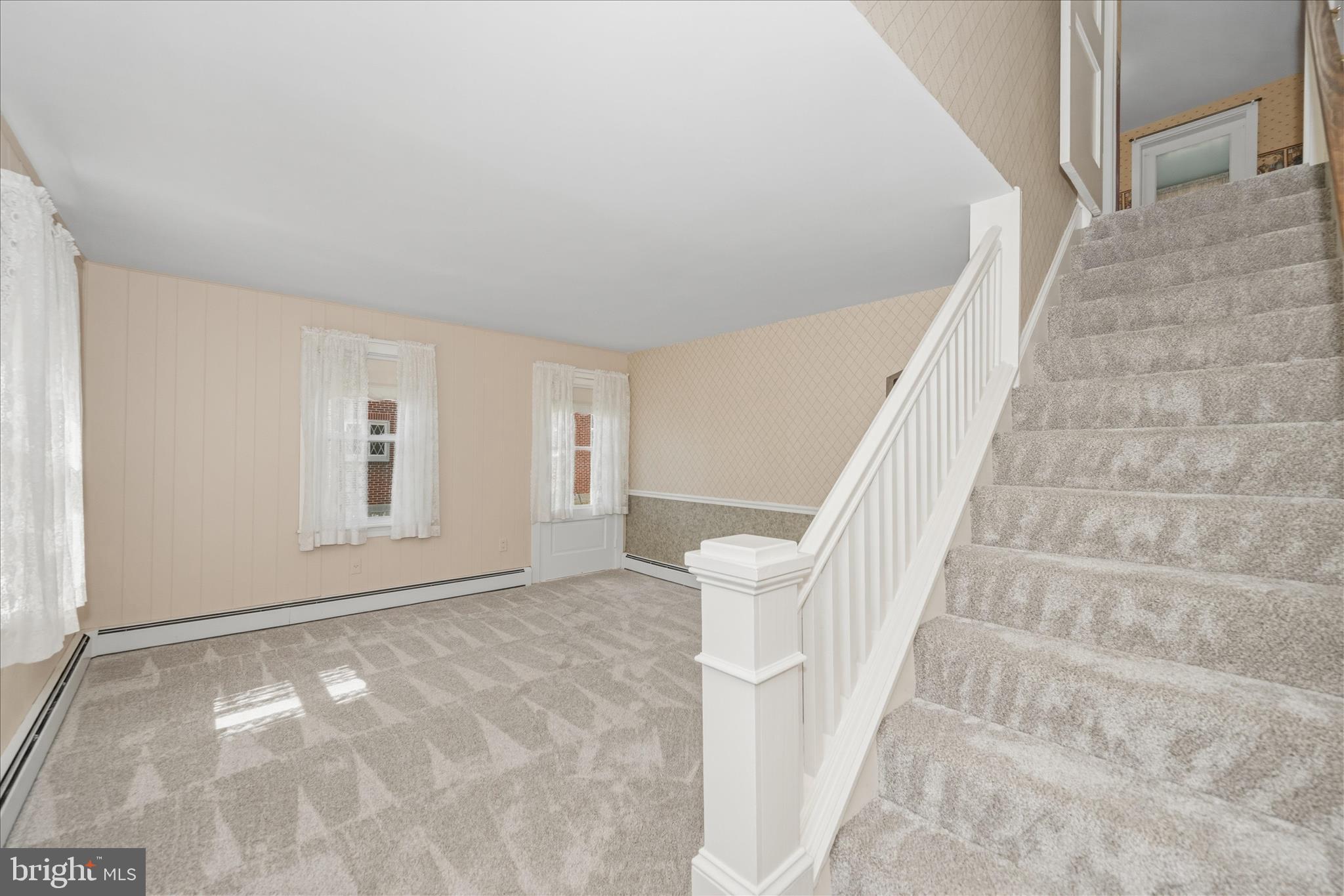 11205 Hessong Bridge Road Thurmont, MD 21788 - Photo 28 of 69 a view of an front door