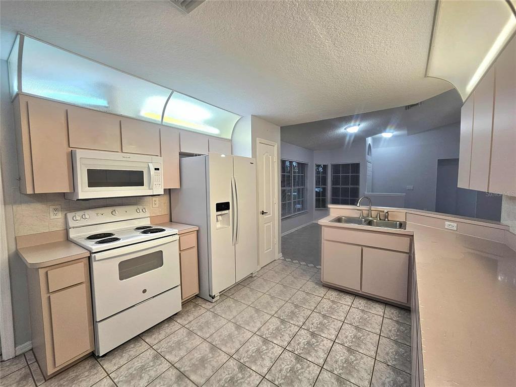 110 Outlook Avenue Spring Hill, FL 34606 - Photo 16 of 37