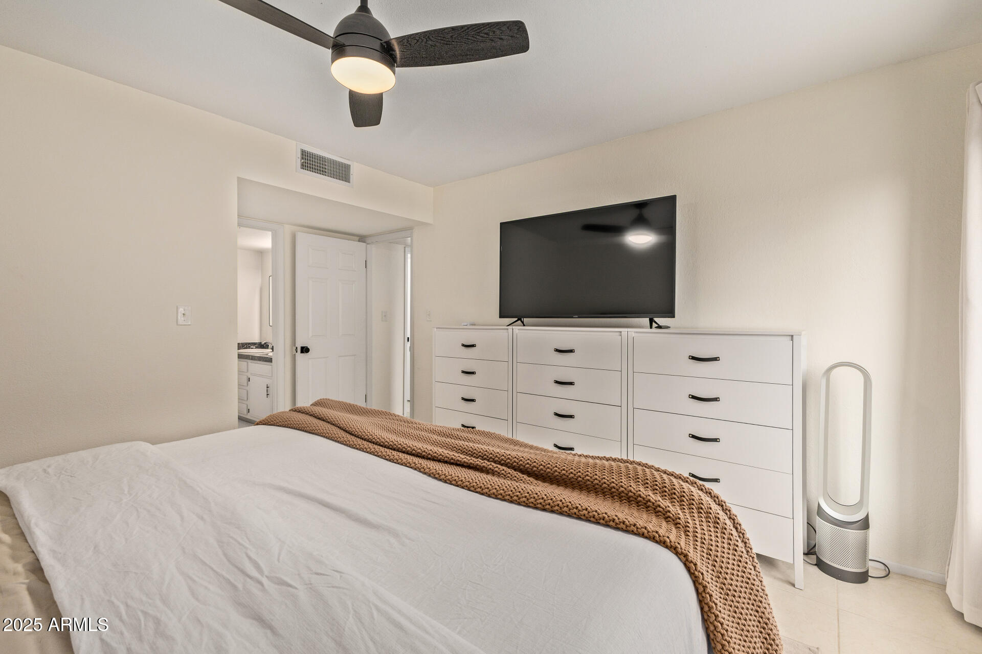 8649 East Royal Palm Road, Unit 232 Scottsdale, AZ 85258 - Photo 9 of 17 13 - Royal Palm