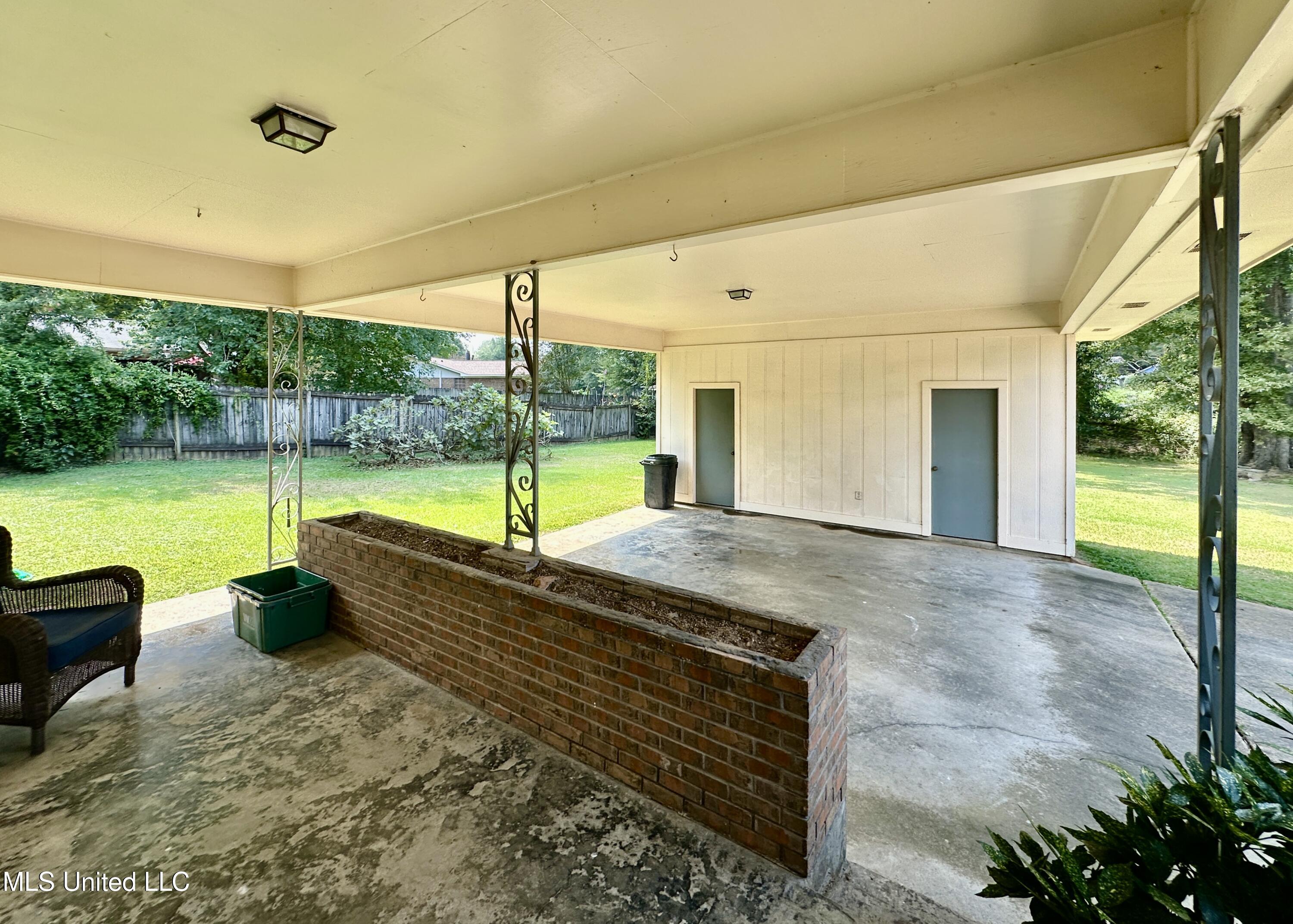 1221 Huntcliff Way Clinton, MS 39056 - Photo 15 of 42 IMG_9200