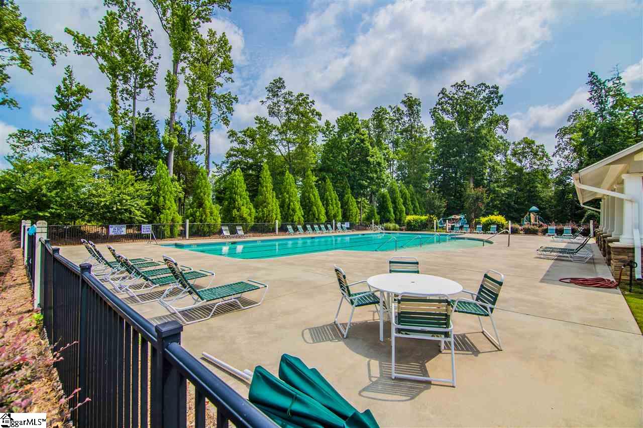707 Camberwell Road Simpsonville, SC 29680 - Photo 4 of 9 Gallery Image 4