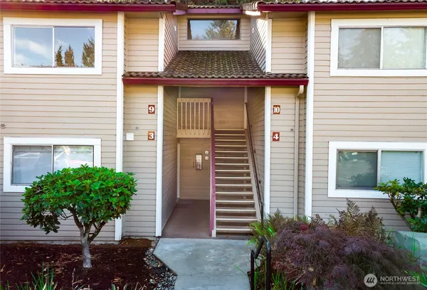 $219,950 | 17516 149th Avenue Southeast, Unit G9, Renton, WA 98058