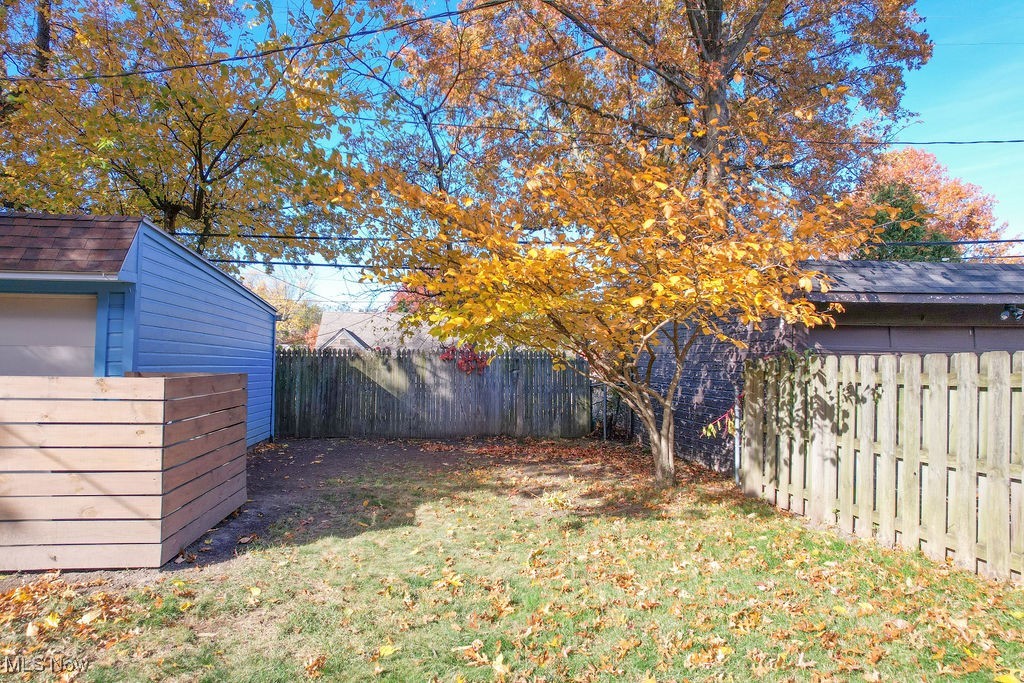 1206 Castleton Road Cleveland Heights, OH 44121 - Photo 25 of 32 Fenced backyard