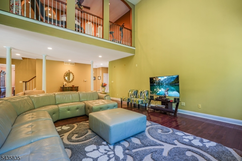 30 Rue Chagall Somerset, NJ 08873 - Photo 10 of 44