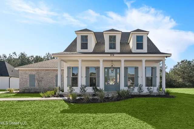 $469,900 | 619 Deason Drive, Picayune, MS 39466