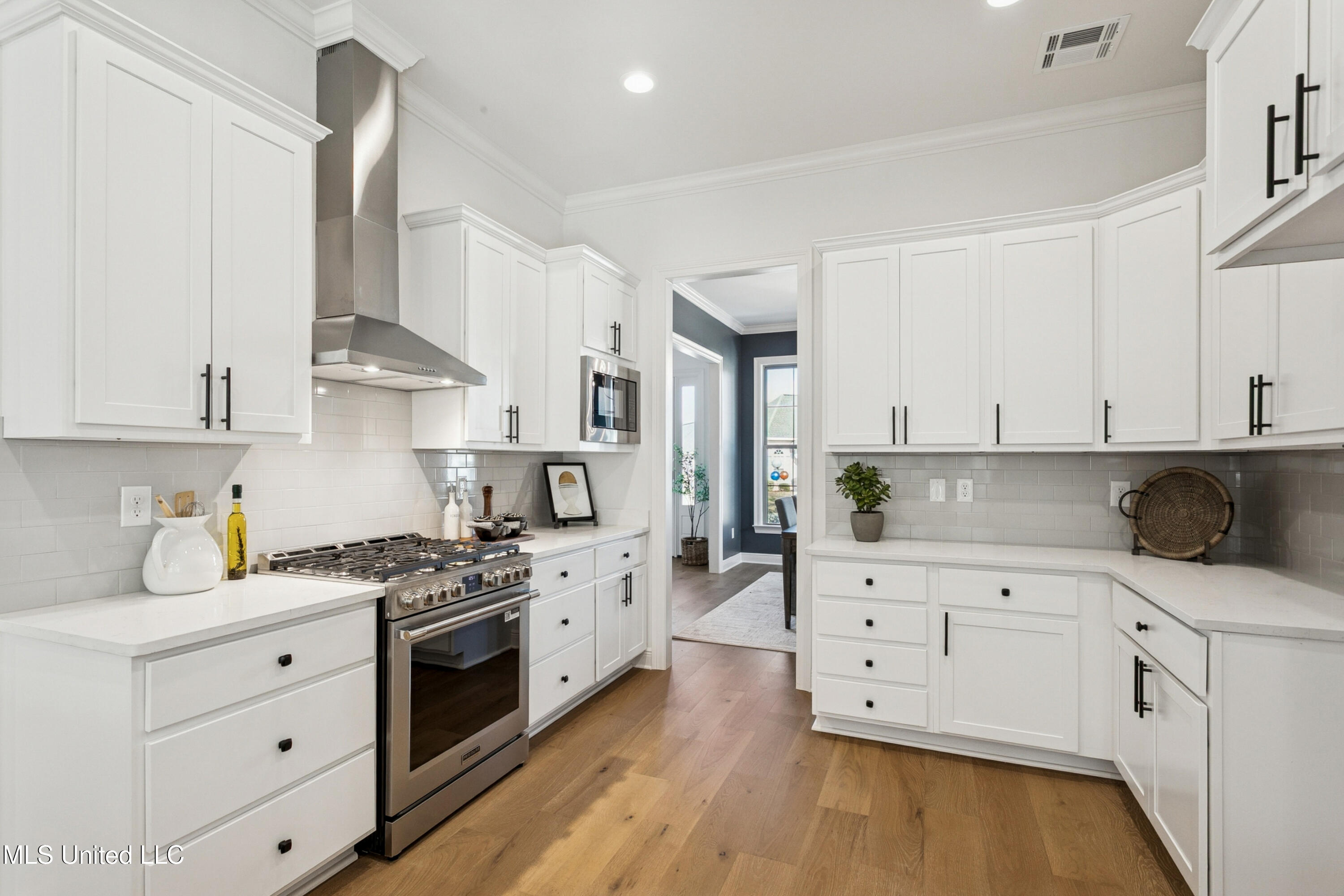 619 Deason Drive Picayune, MS 39466 - Photo 8 of 33 09 (3)