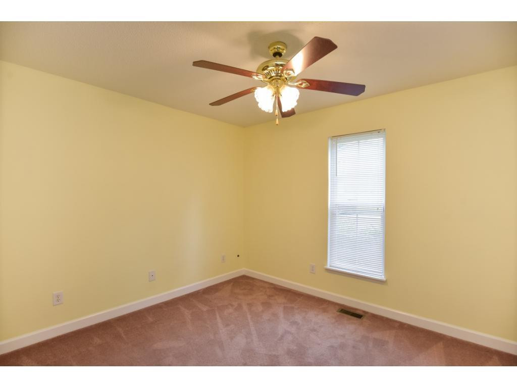 2480 Hoskins Road Burlington, NC 27215 - Photo 13 of 22 Gallery Image 13