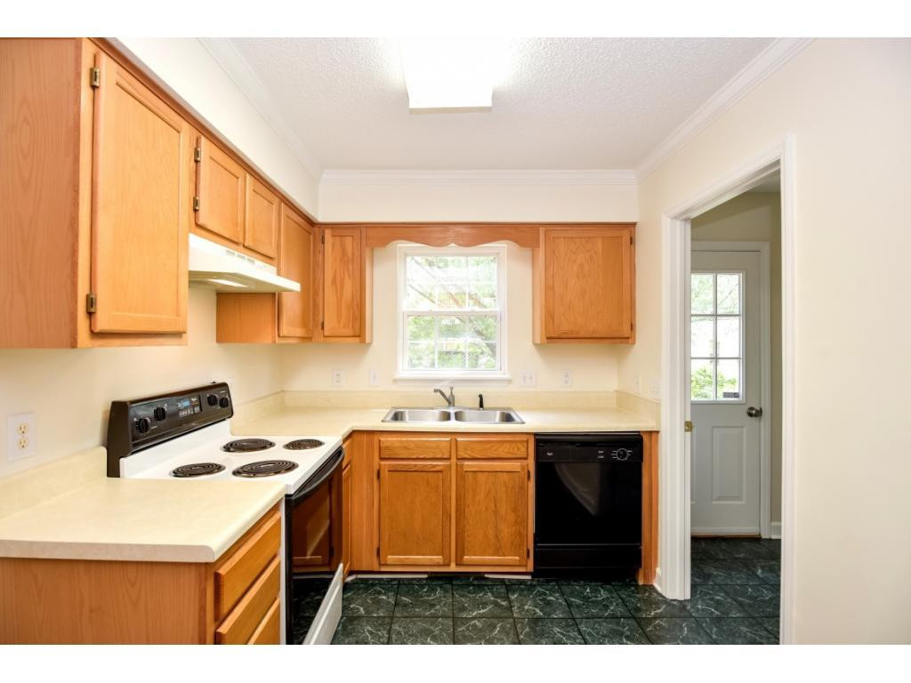 2480 Hoskins Road Burlington, NC 27215 - Photo 8 of 22 Gallery Image 8