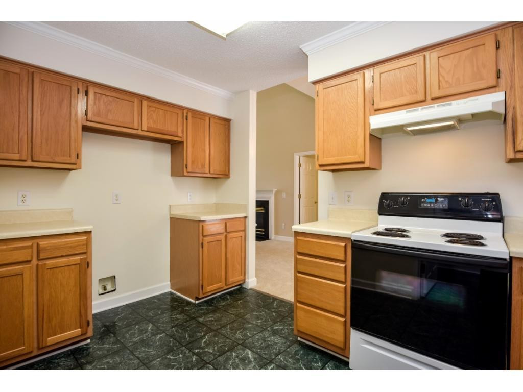2480 Hoskins Road Burlington, NC 27215 - Photo 9 of 22 Gallery Image 9
