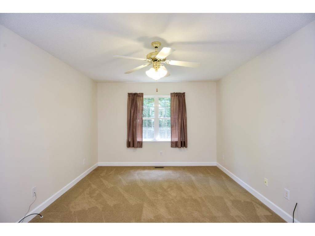 2480 Hoskins Road Burlington, NC 27215 - Photo 10 of 22 Gallery Image 10