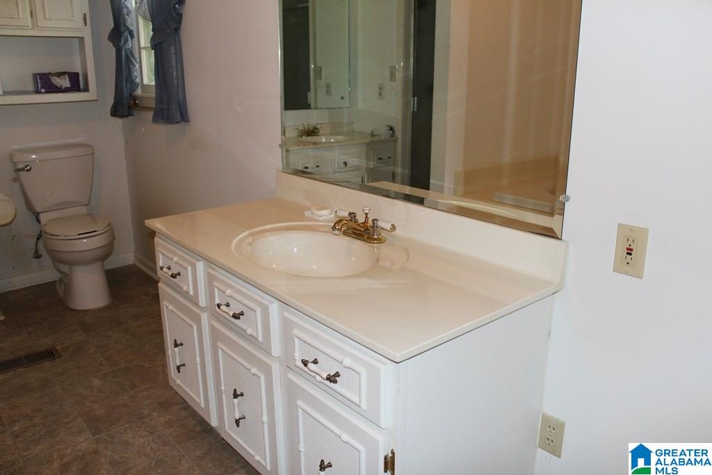15 Cliff Road Childersburg, AL 35044 - Photo 17 of 32