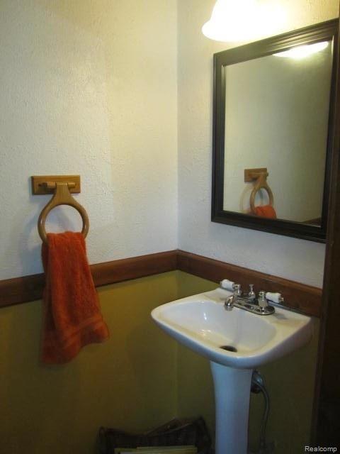 8835 Marr Road Almont, MI 48003 - Photo 26 of 35 IMG_0108.jpg