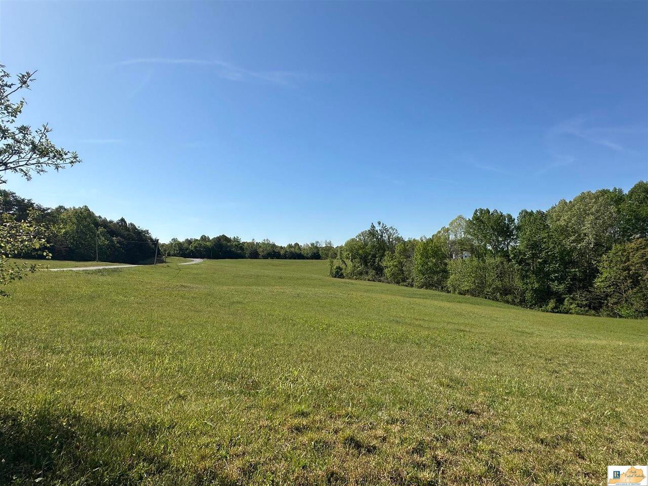 2795 Sparksville Road Columbia, KY 42728 - Photo 5 of 13 Gallery Image 5