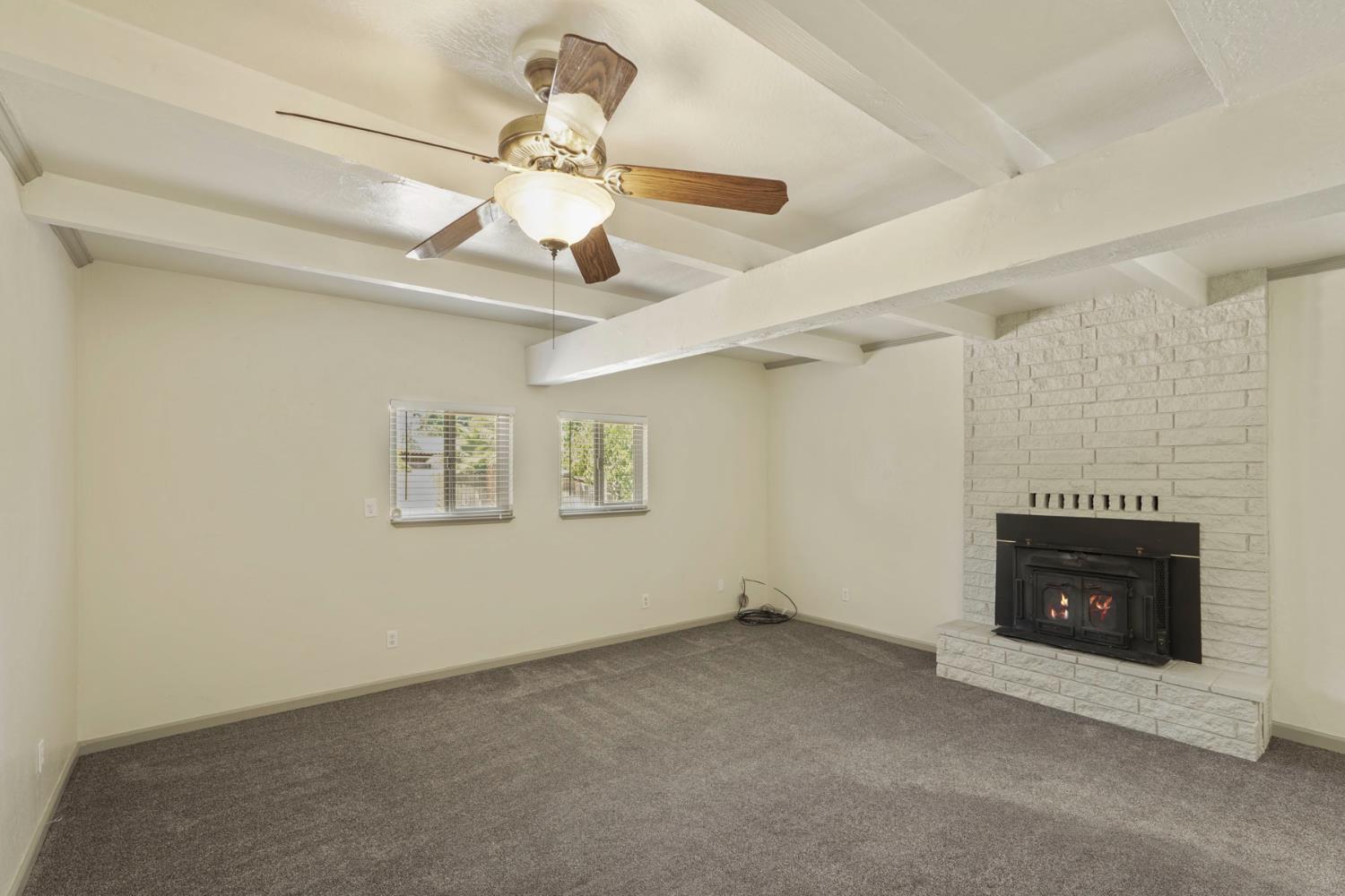 4831 Hibiscus Road Stockton, CA 95212 - Photo 13 of 38 Family Room