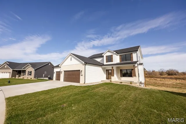 $599,900 | 716 Creekwood Court, O'Fallon, IL 62269