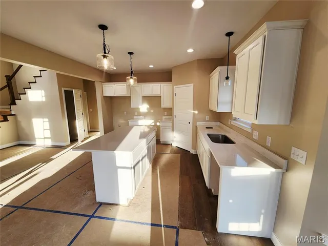 $599,900 | 716 Creekwood Court, O'Fallon, IL 62269