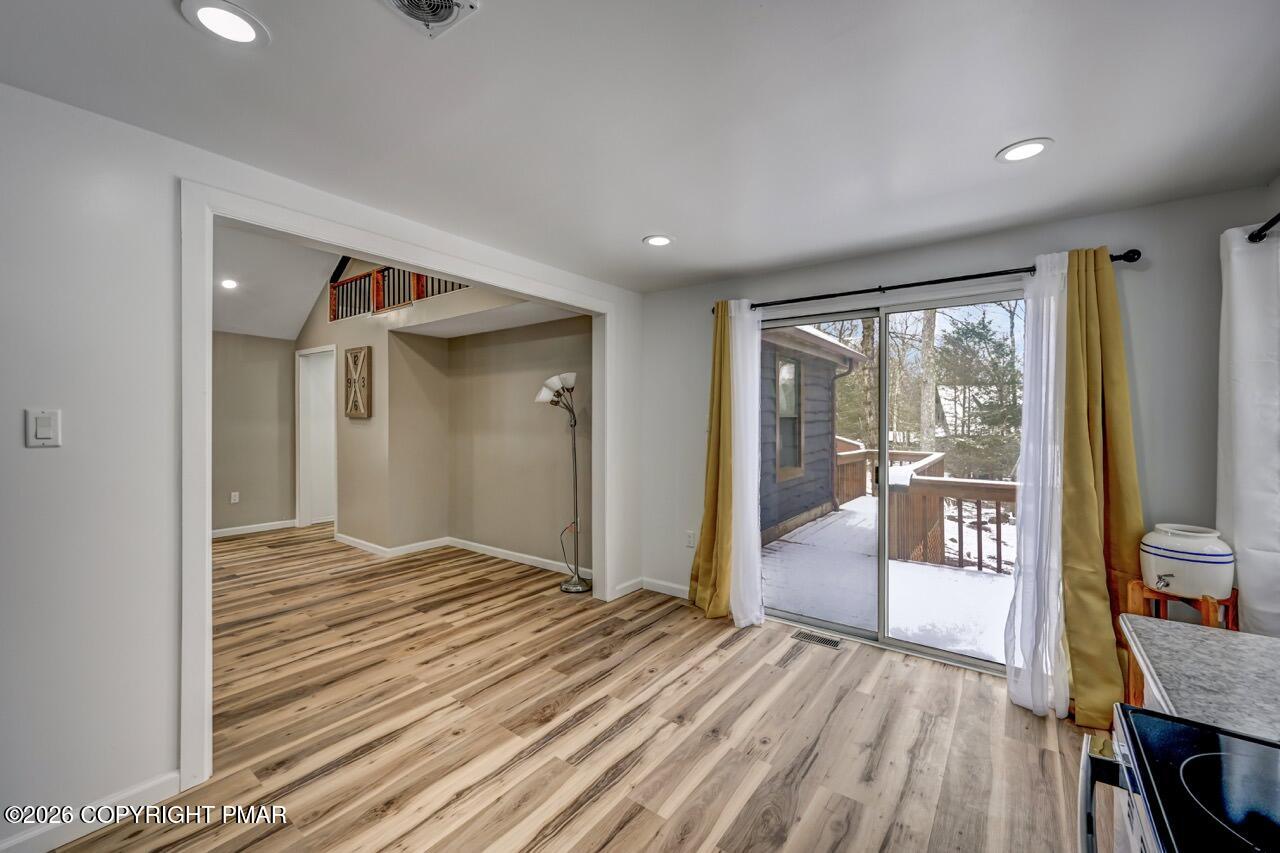 8 Buttonwood Rd Lake Lake Harmony, PA 18624 - Photo 16 of 56 8 Buttonwood Rd 16 Large