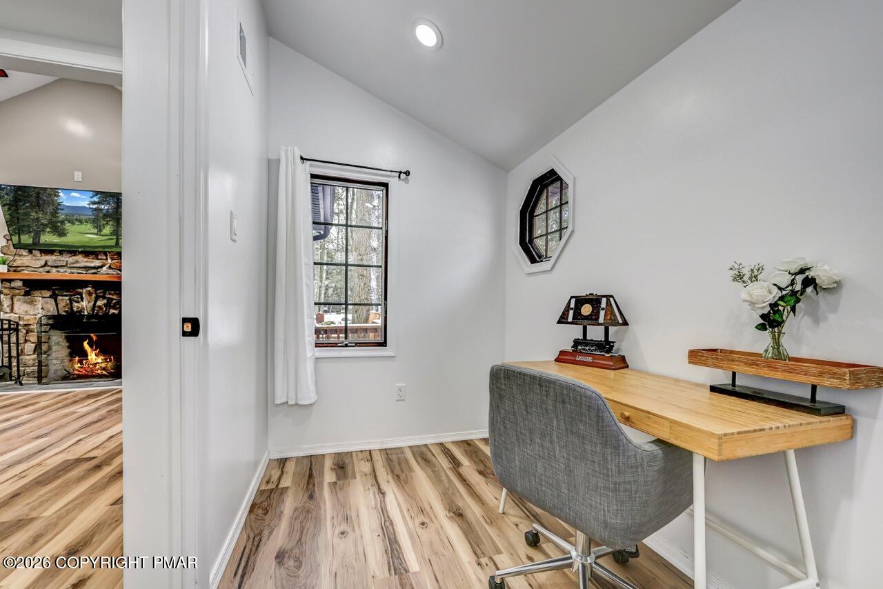 8 Buttonwood Rd Lake Lake Harmony, PA 18624 - Photo 20 of 56 8 Buttonwood Rd 20 Large