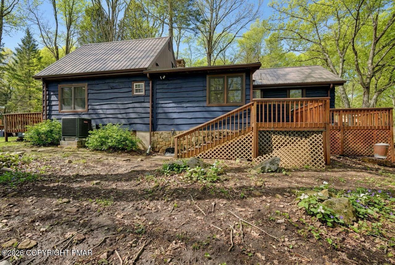 8 Buttonwood Rd Lake Lake Harmony, PA 18624 - Photo 3 of 56 8 Buttonwood Rd 03 Large