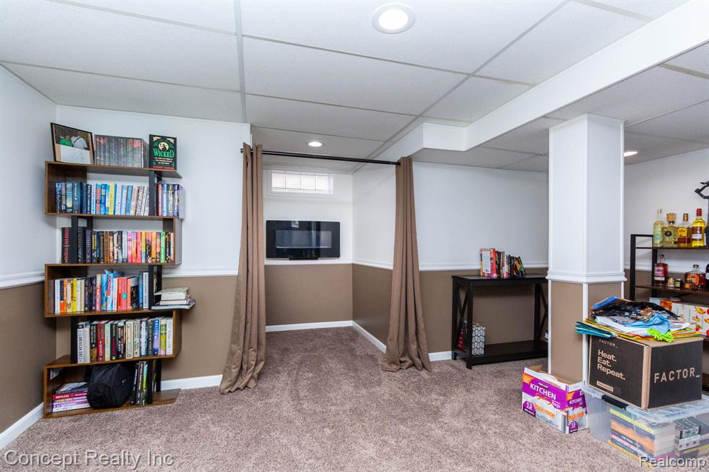 9717 Ruth Avenue Allen Park, MI 48101 - Photo 23 of 28 Gallery Image 23